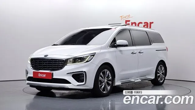 Kia Carnival — экстерьер