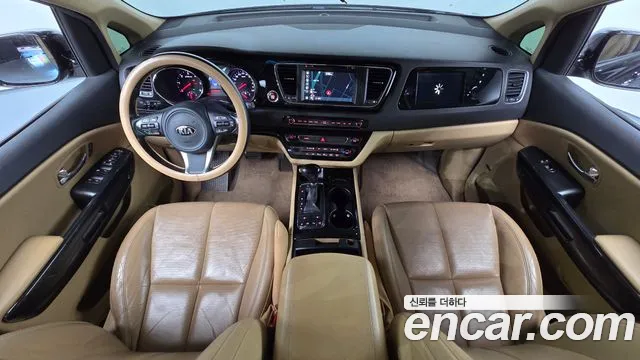Kia Carnival — интерьер