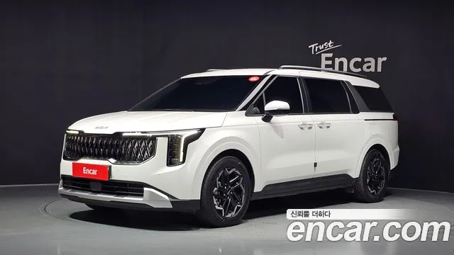 Kia Carnival — экстерьер