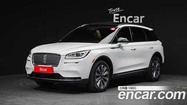 Lincoln Corsair — экстерьер