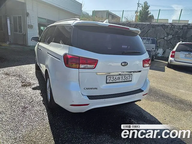 Kia Carnival — интерьер