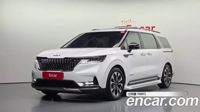 Kia Carnival — экстерьер