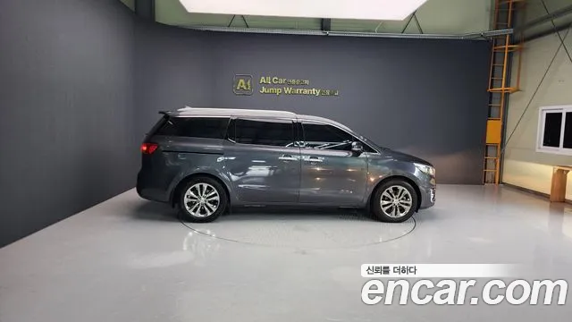 Kia Carnival — интерьер