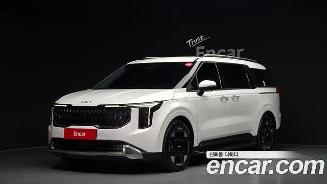 Kia Carnival — экстерьер