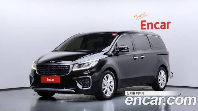 Kia Carnival — экстерьер
