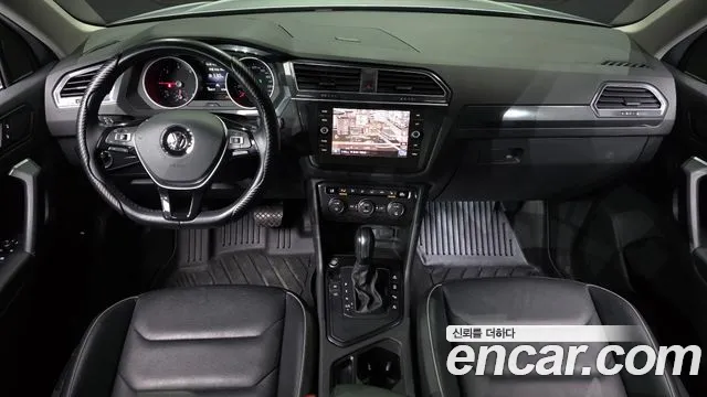 Volkswagen Tiguan — интерьер