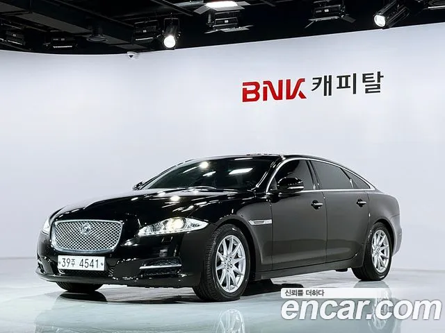 Jaguar XJ — экстерьер