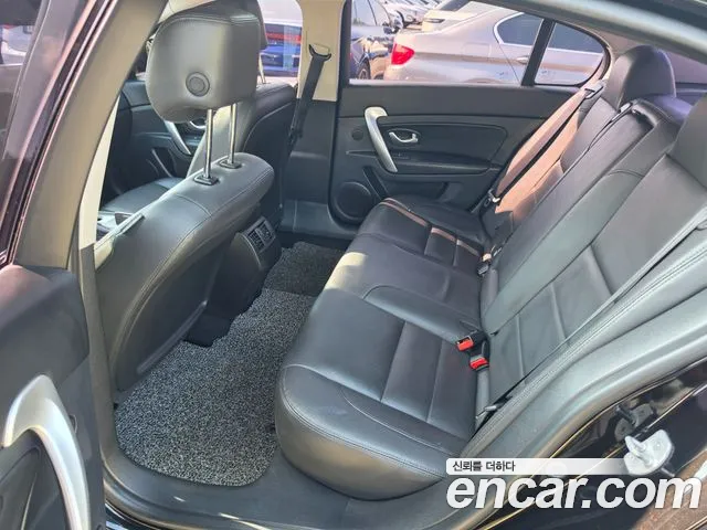 Renault Korea SM5 — интерьер