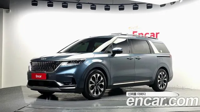 Kia Carnival — экстерьер