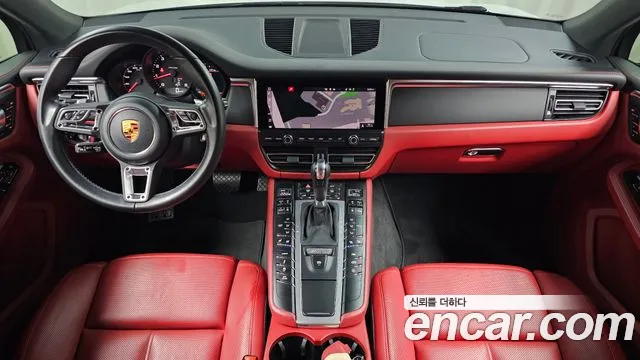 Porsche Macan — интерьер