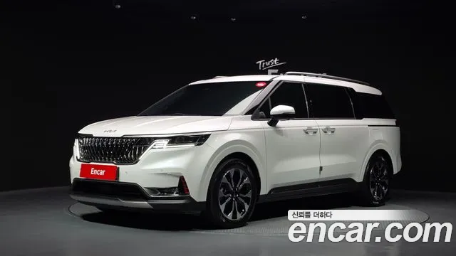 Kia Carnival — экстерьер