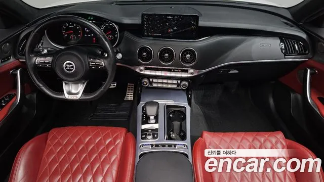 Kia Stinger — интерьер