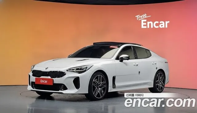 Kia Stinger — экстерьер