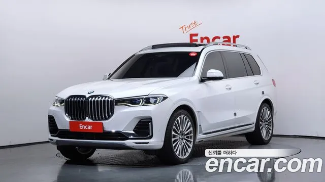 BMW X7 — экстерьер