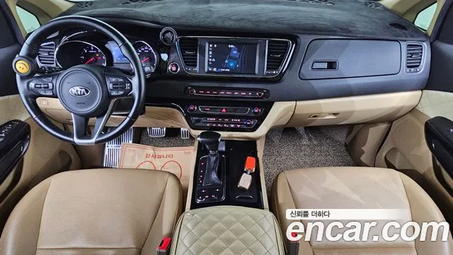 Kia Carnival — интерьер