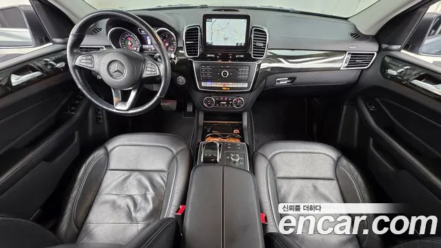 Mercedes-Benz GLS-класс — интерьер
