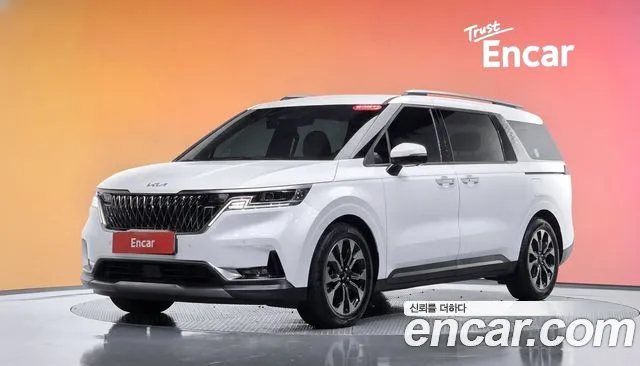 Kia Carnival — экстерьер