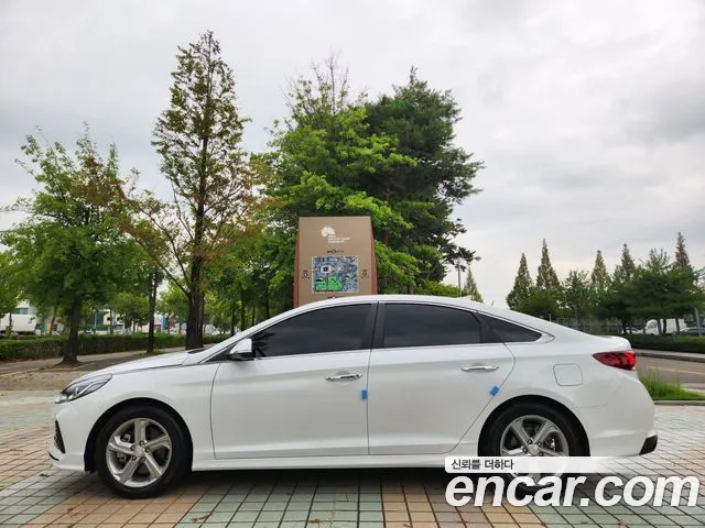 Hyundai Sonata — интерьер