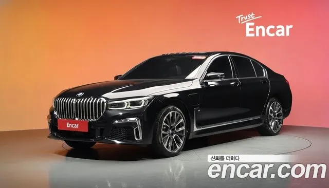 BMW 7 серия — экстерьер