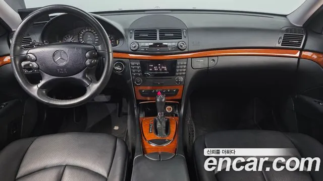 Mercedes-Benz E-класс — интерьер
