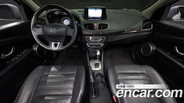Renault Korea SM3 — интерьер