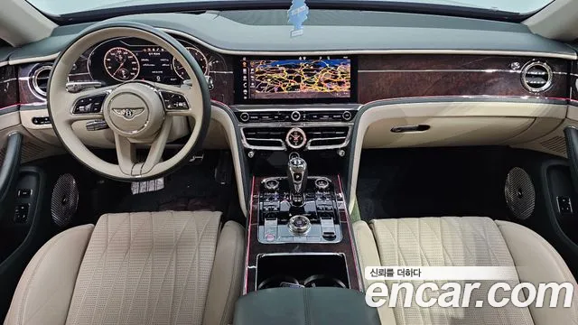 Bentley Flying Spur — интерьер