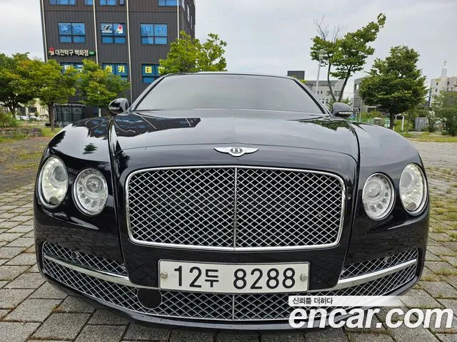 Bentley Flying Spur — экстерьер