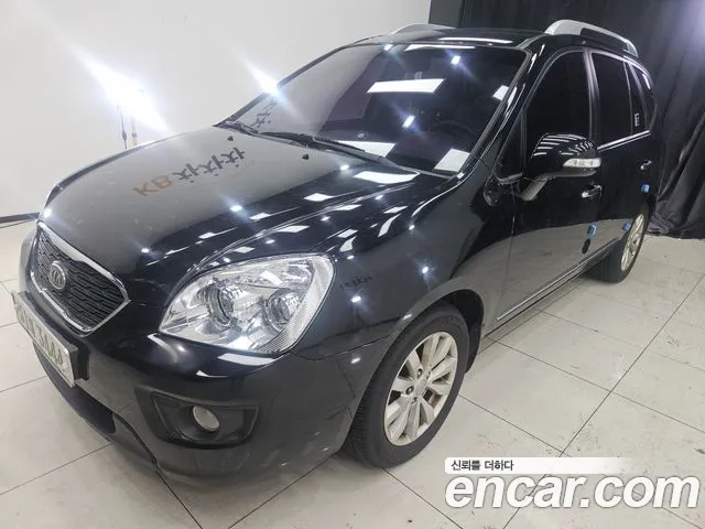 Kia Carens — экстерьер