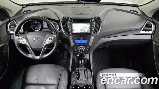 Hyundai Santa Fe — интерьер