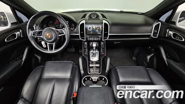 Porsche Cayenne — интерьер