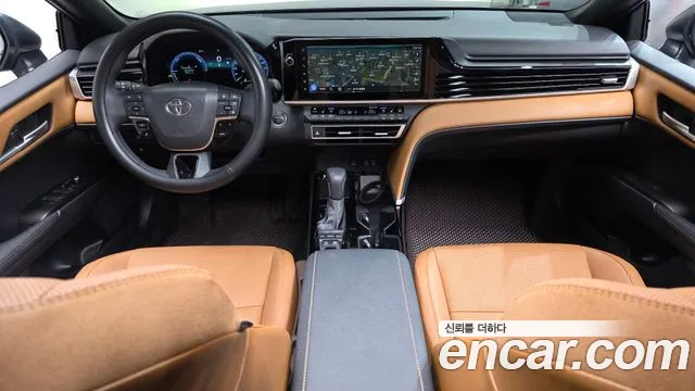Toyota Camry — интерьер