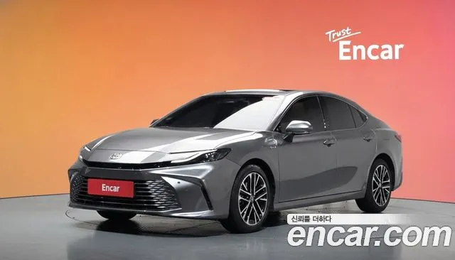 Toyota Camry — экстерьер