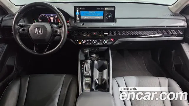 Honda Accord — интерьер