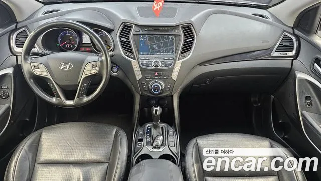Hyundai Santa Fe — интерьер