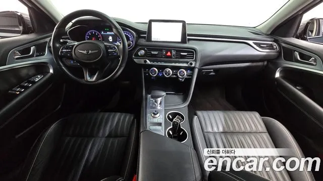 Genesis G70 — интерьер