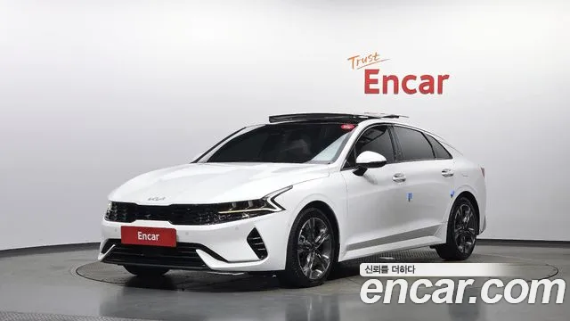 Kia K5 — экстерьер