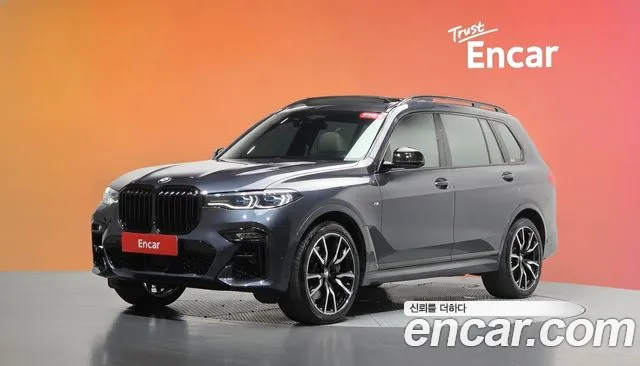 BMW X7 — экстерьер
