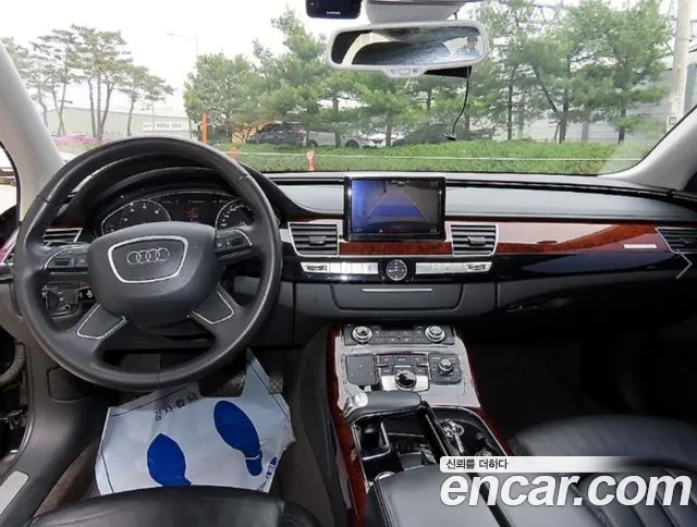 Audi A8 — интерьер