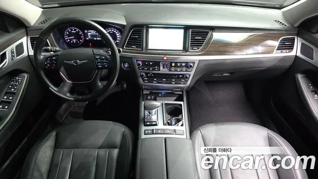 Genesis G80 — интерьер