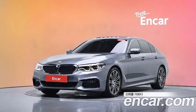 BMW 5 серия — экстерьер
