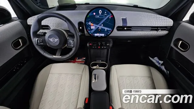MINI Cooper — интерьер