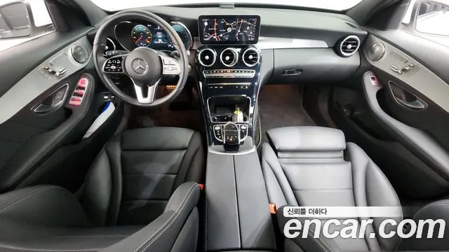 Mercedes-Benz C-класс — интерьер