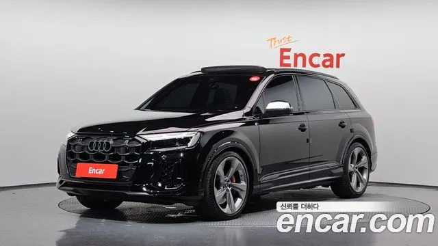 Audi SQ7 — экстерьер