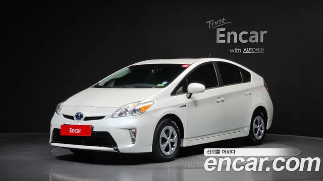Toyota Prius — экстерьер