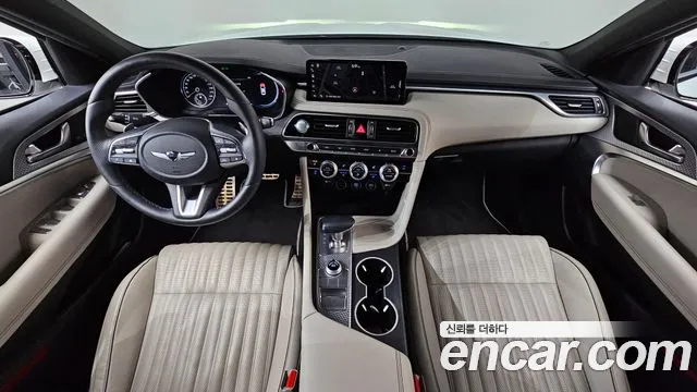 Genesis G70 — интерьер