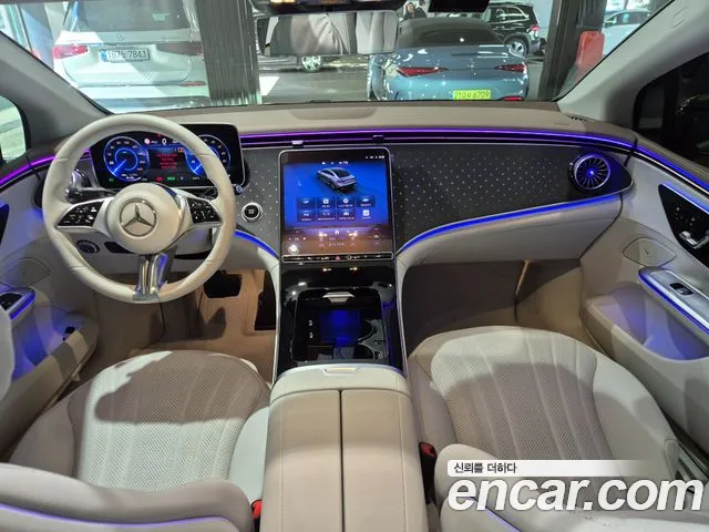 Mercedes-Benz EQE — интерьер