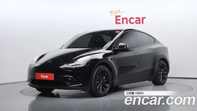 Tesla Model Y — экстерьер
