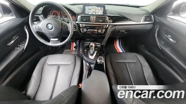 BMW 3 серия — интерьер