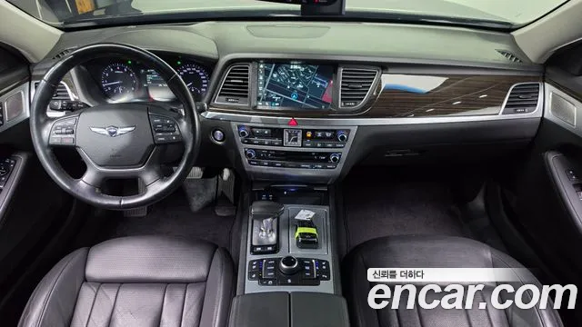 Genesis G80 — интерьер