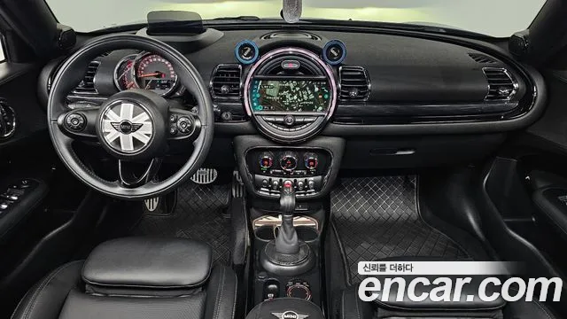 MINI Clubman — интерьер